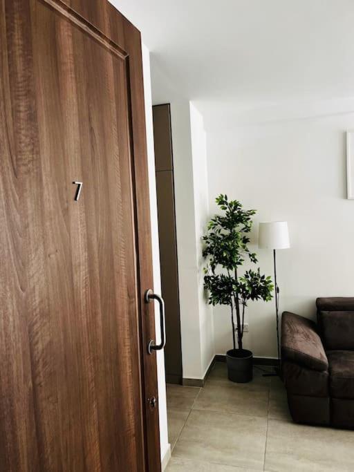Sliema, Apt7, Stylish 2 Bedroom Apartment With Parking Dış mekan fotoğraf
