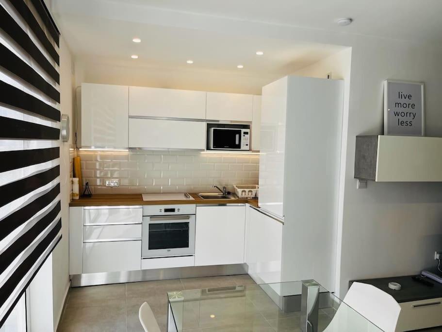 Sliema, Apt7, Stylish 2 Bedroom Apartment With Parking Dış mekan fotoğraf